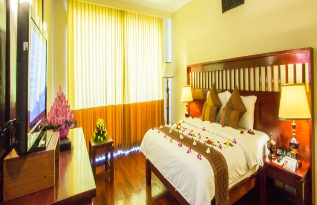 ROYAL EMPIRE HOTEL